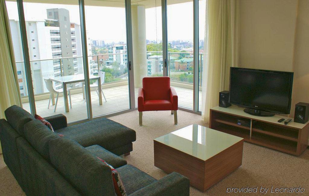 Hotel Diana South Brisbane Брисбен Номер фото